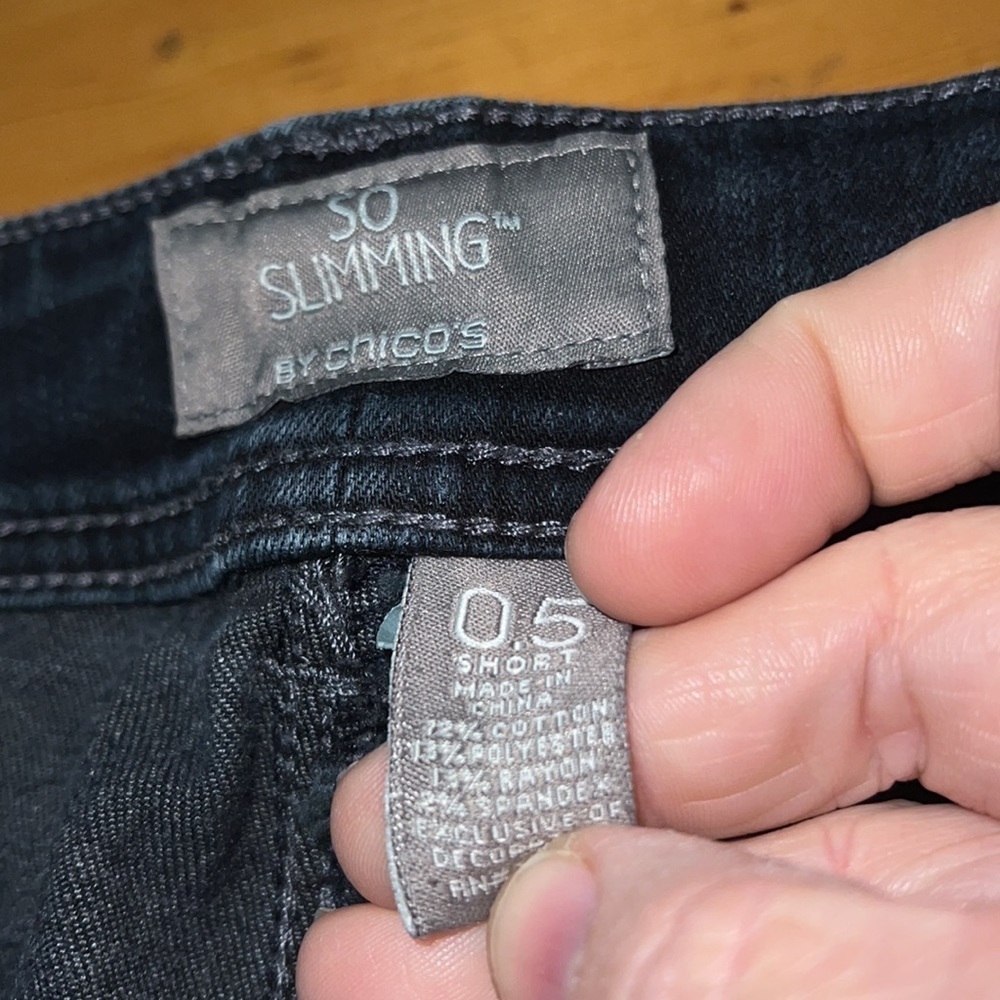 So Slimming by Chico’s Straight Jeans Small - Picture 5 of 8